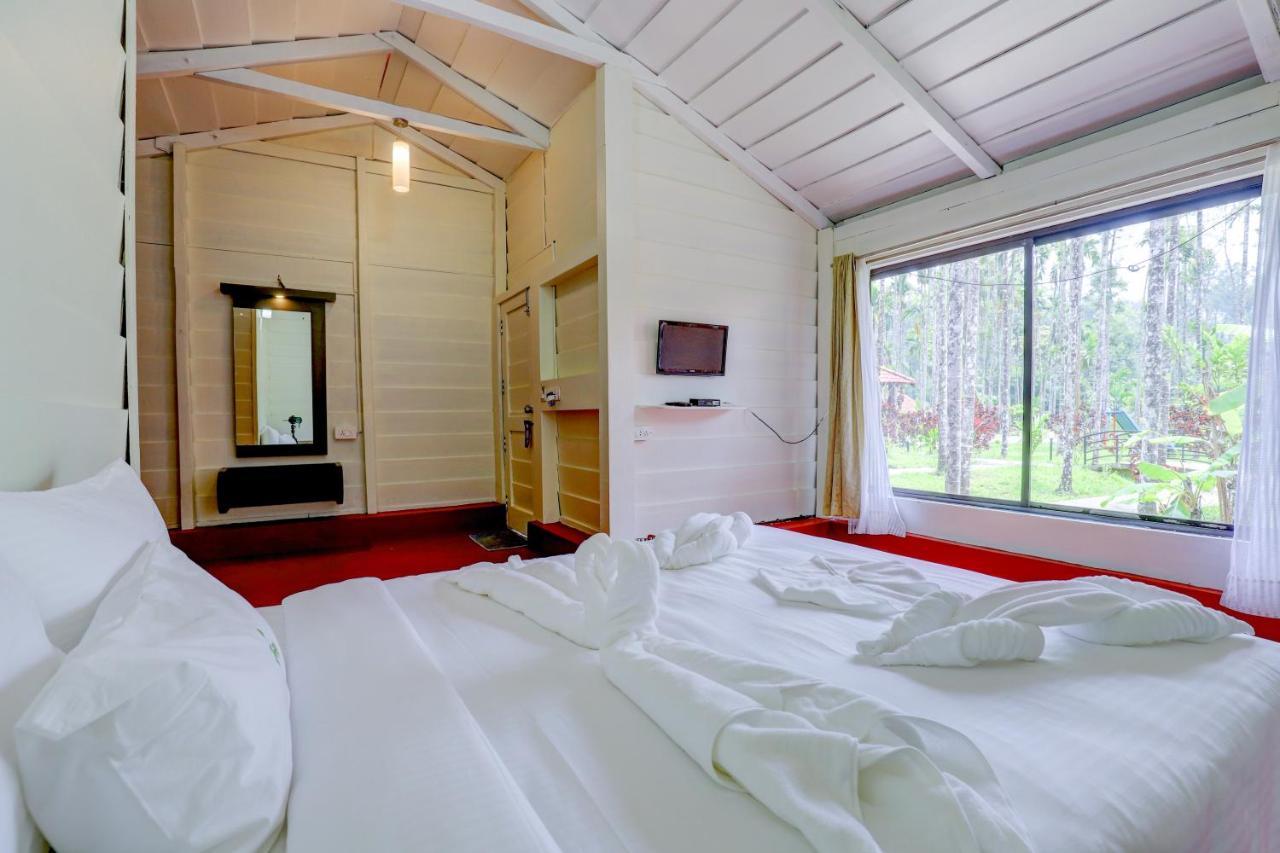Ezzenza Areca Resort Madikeri Luaran gambar