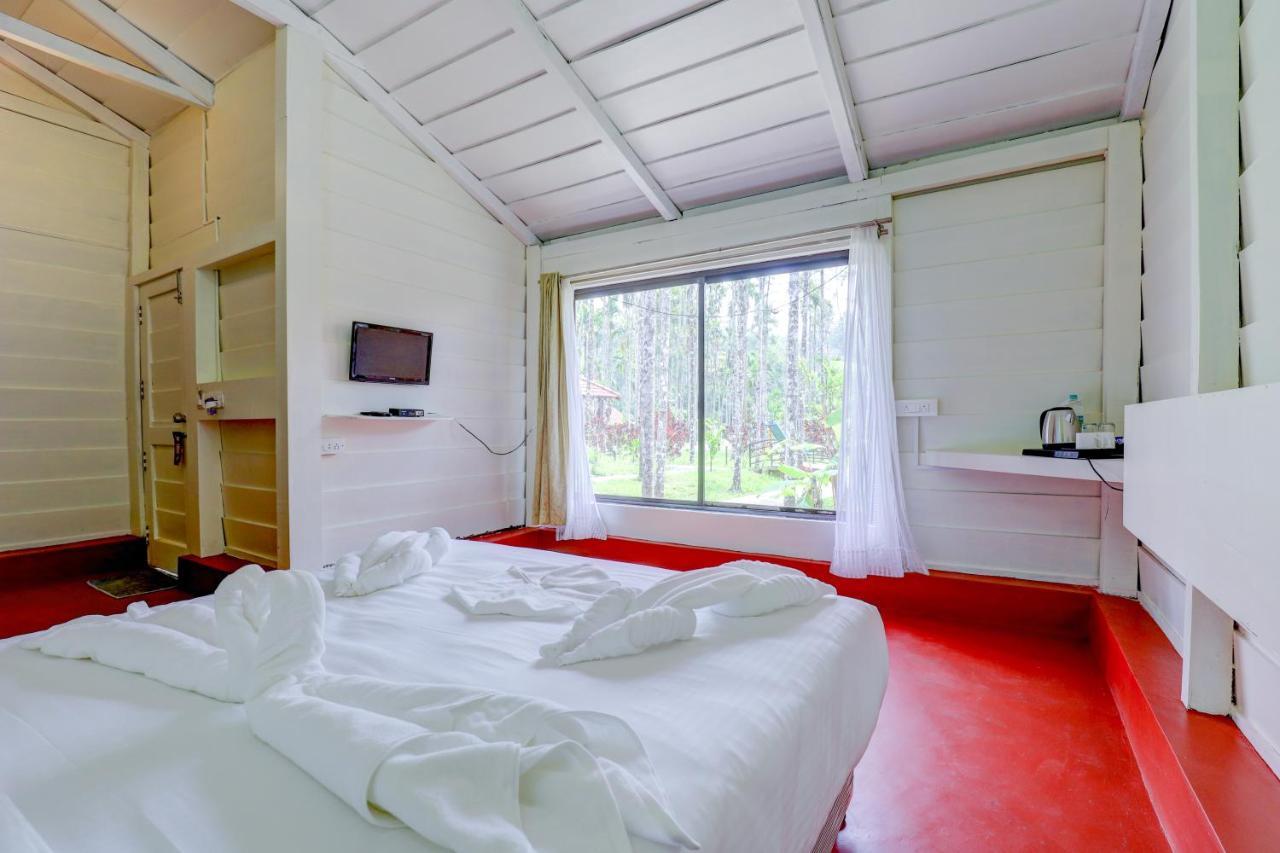 Ezzenza Areca Resort Madikeri Luaran gambar