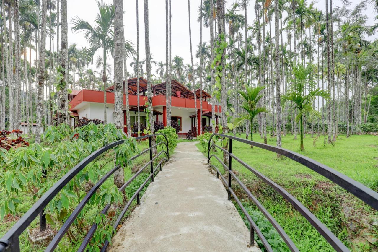 Ezzenza Areca Resort Madikeri Luaran gambar