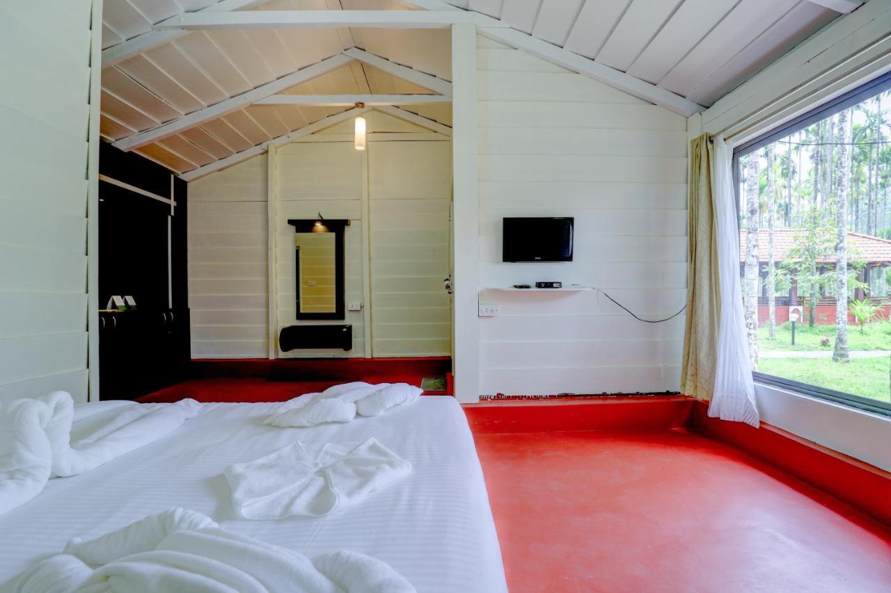 Ezzenza Areca Resort Madikeri Luaran gambar