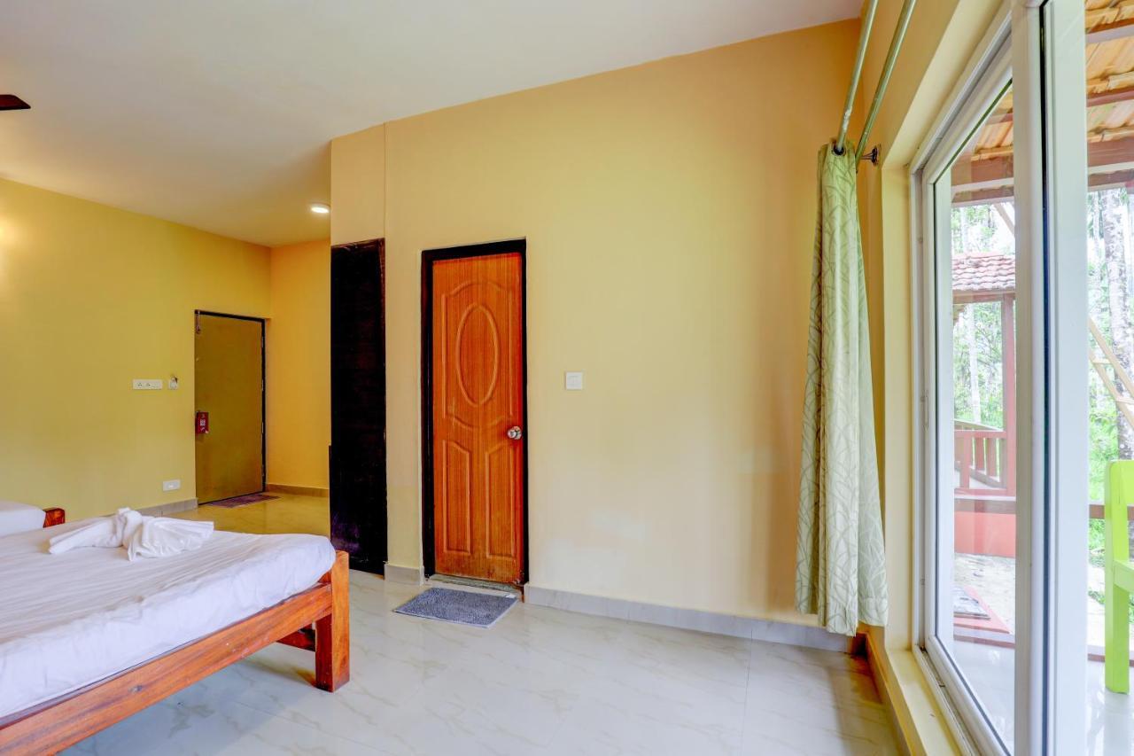 Ezzenza Areca Resort Madikeri Luaran gambar
